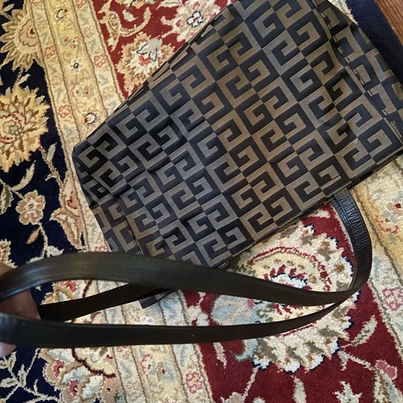 🍁SOLD🍁Authentic Vintage Givenchy Tote - Picture 10 of 13